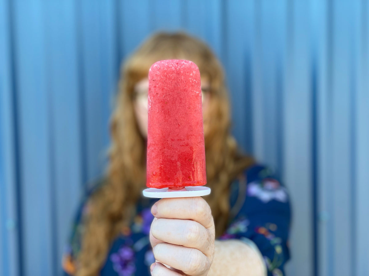 3-Ingredient Pupsicle Recipe: A Healthy Ice Pops Recipe for Dogs, Pets